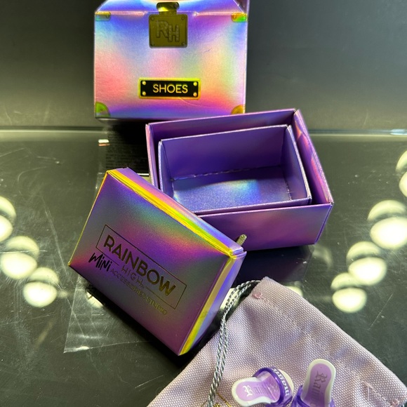 Rainbow High Mini Accessories Studio Violet Willow Crystal High Heels 👠 Violet - Picture 8 of 11